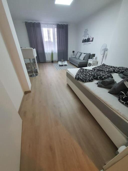 וינה Sortir Apartment מראה חיצוני תמונה